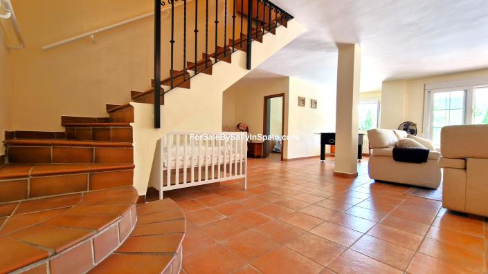 Image No.40-Chalet de 4 chambres à vendre à Alzira