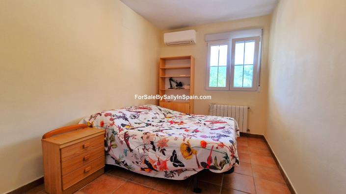 Image No.43-Chalet de 4 chambres à vendre à Alzira