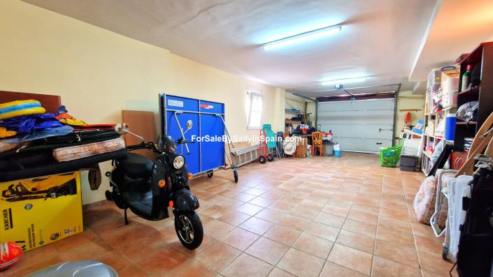 Image No.46-Chalet de 4 chambres à vendre à Alzira