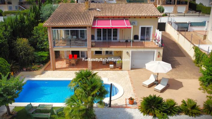 Image No.16-Chalet de 4 chambres à vendre à Alzira