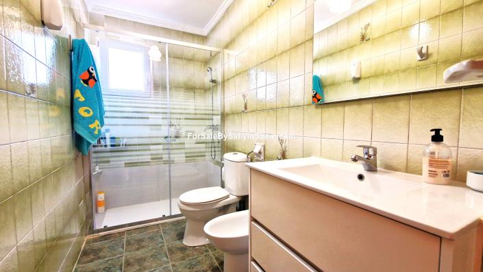 Image No.34-Villa de 4 chambres à vendre à Marxuquera