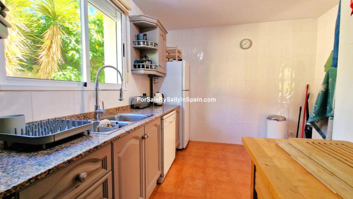 Image No.29-5 Bed Villa for sale