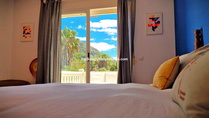 Image No.31-5 Bed Villa for sale