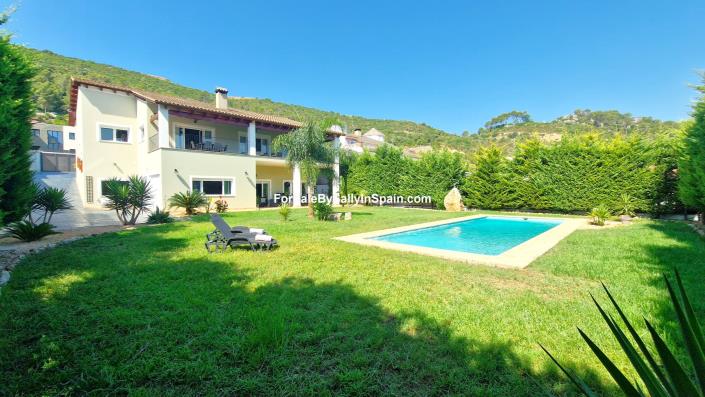 Image No.6-Villa de 3 chambres à vendre à Alzira