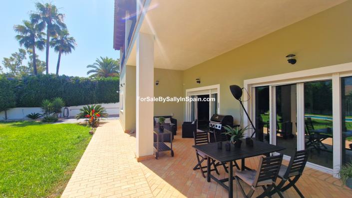 Image No.14-Villa de 3 chambres à vendre à Alzira