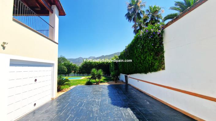 Image No.56-Villa de 3 chambres à vendre à Alzira