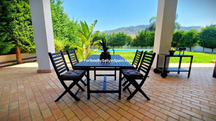 Image No.11-Villa de 3 chambres à vendre à Alzira