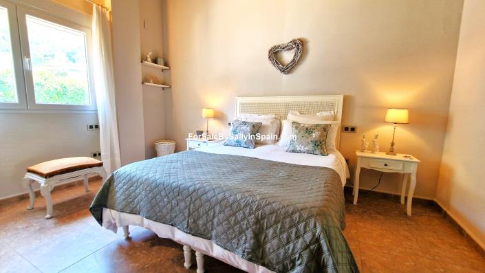 Image No.36-Villa de 3 chambres à vendre à Alzira