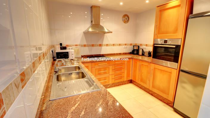 Image No.11-Maison de ville de 4 chambres à vendre à Barx