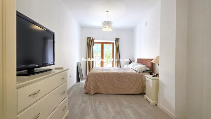 Image No.38-5 Bed Townhouse for sale