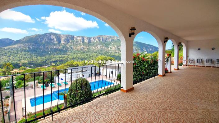 Image No.6-6 Bed Villa for sale