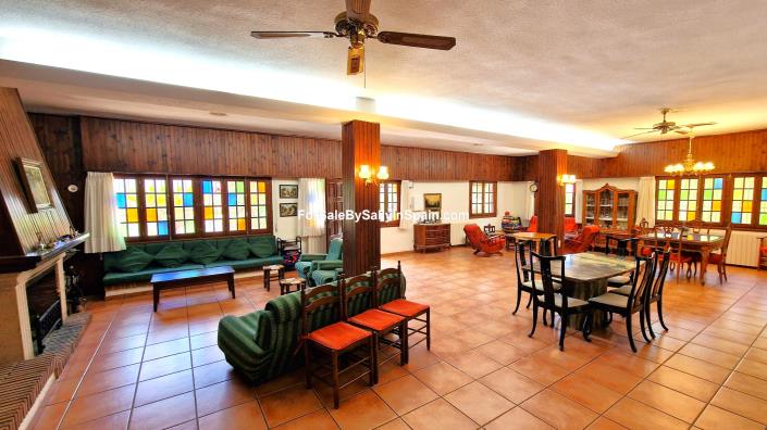 Image No.19-6 Bed Villa for sale