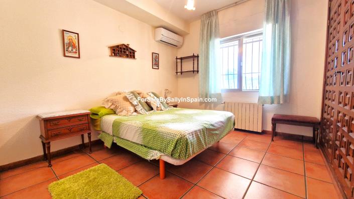 Image No.43-6 Bed Villa for sale