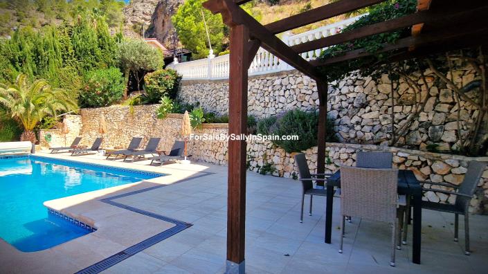 Image No.51-6 Bed Villa for sale