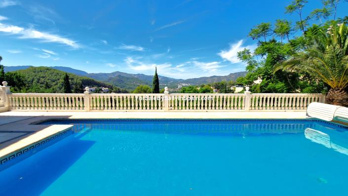 Image No.50-6 Bed Villa for sale