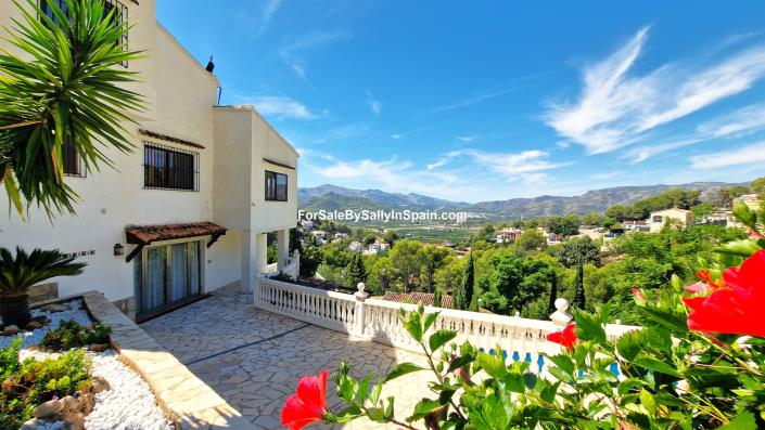 Image No.18-6 Bed Villa for sale