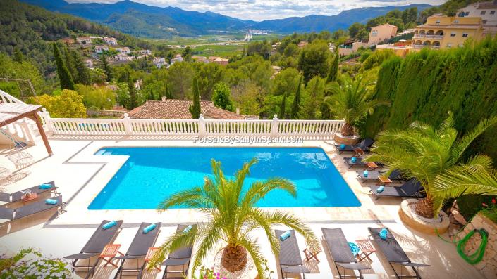 Image No.3-6 Bed Villa for sale