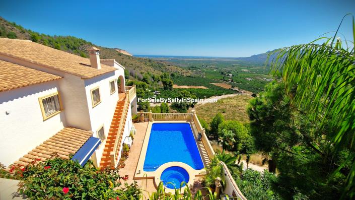 Image No.10-5 Bed Villa for sale