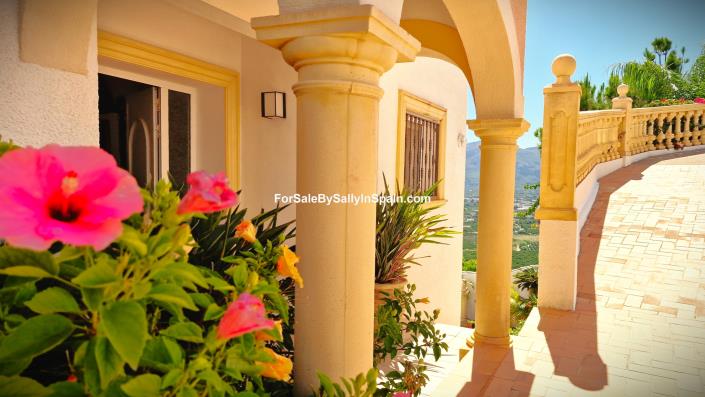 Image No.11-5 Bed Villa for sale