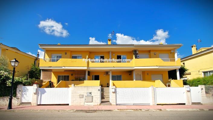 Image No.12-6 Bed House/Villa for sale