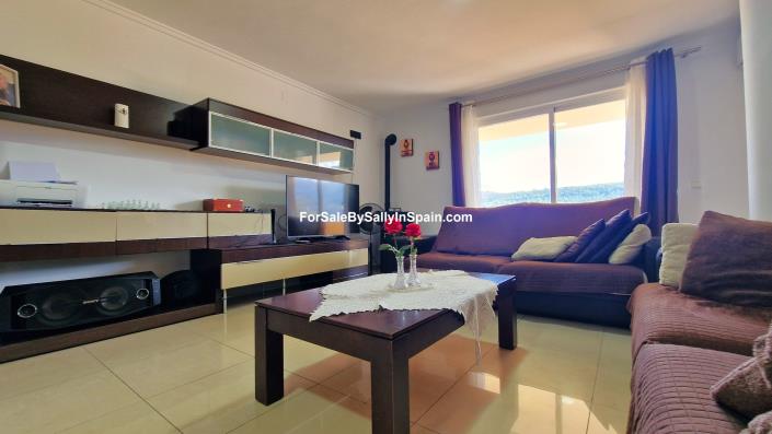 Image No.15-6 Bed House/Villa for sale