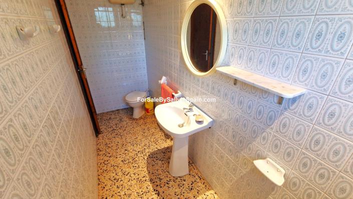 Image No.25-2 Bed Villa for sale