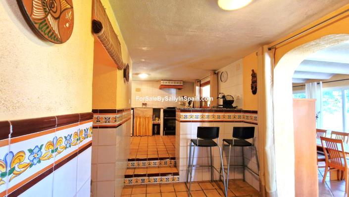 Image No.49-4 Bed Villa / Detached for sale