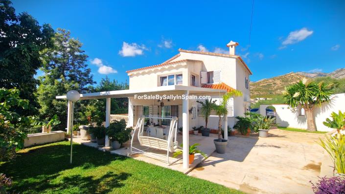Image No.5-4 Bed Villa / Detached for sale