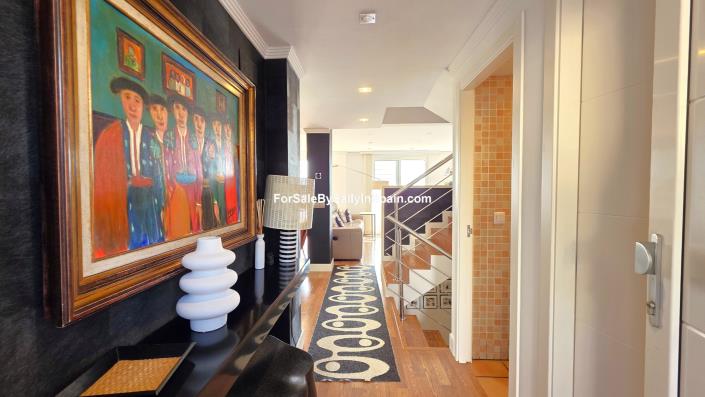 Image No.19-4 Bed Villa for sale