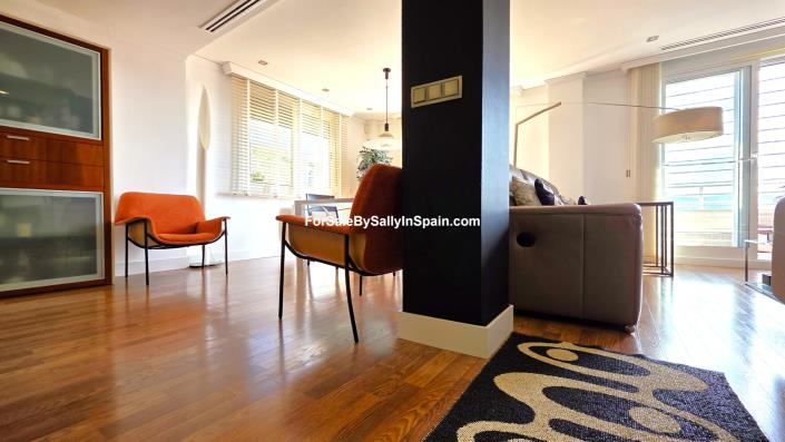 Image No.27-4 Bed Villa for sale