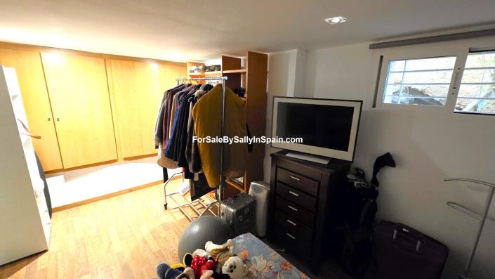 Image No.51-4 Bed Villa for sale