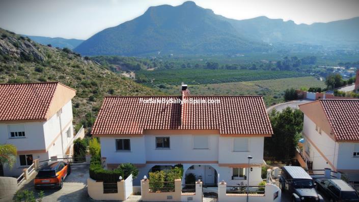 Image No.15-4 Bed Villa for sale