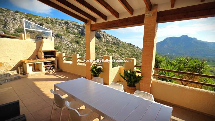 Image No.57-4 Bed Villa for sale