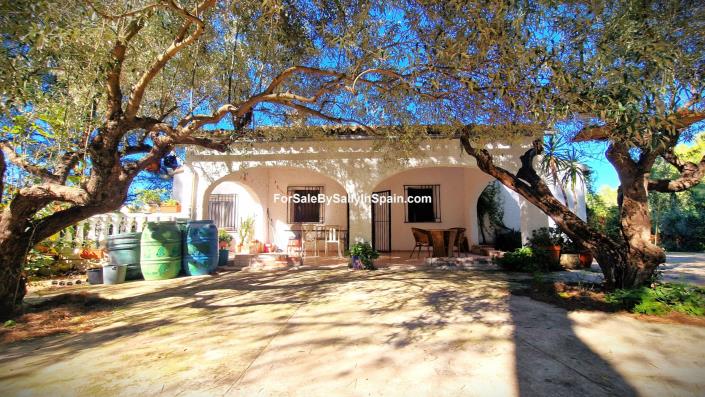 Image No.2-2 Bed Villa for sale