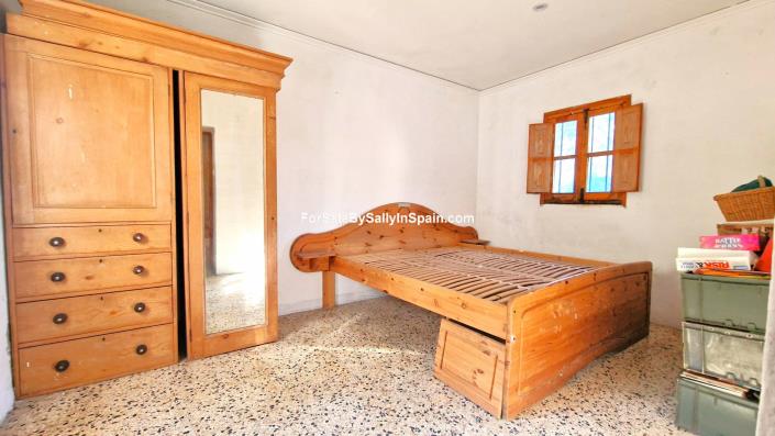 Image No.27-2 Bed Villa for sale