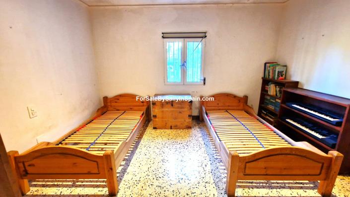 Image No.31-2 Bed Villa for sale