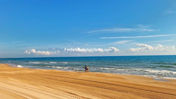 Image No.42-2 Bed Villa for sale