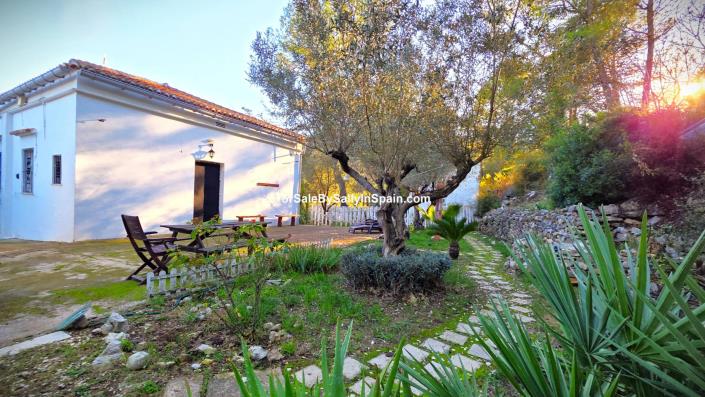 Image No.4-4 Bed Villa / Detached for sale