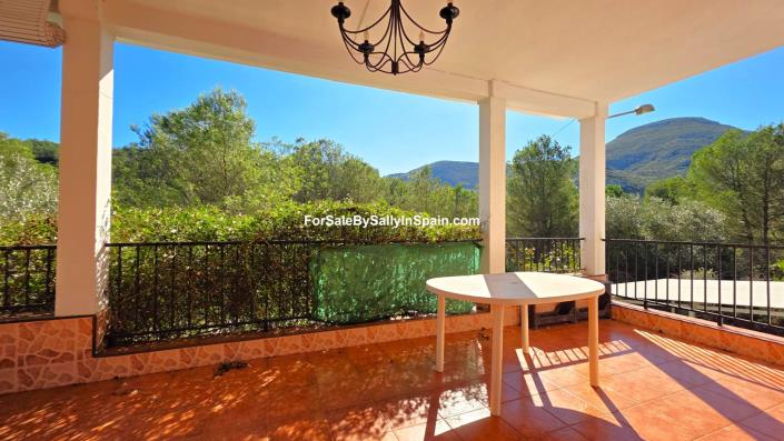 Image No.13-4 Bed Villa / Detached for sale