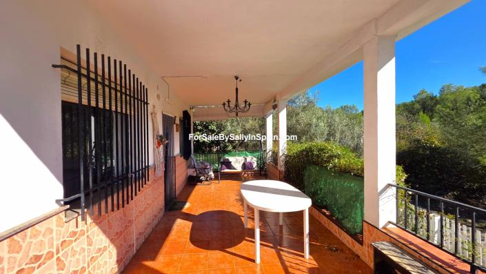 Image No.22-4 Bed Villa / Detached for sale