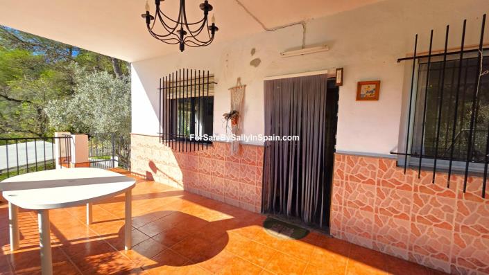 Image No.23-4 Bed Villa / Detached for sale