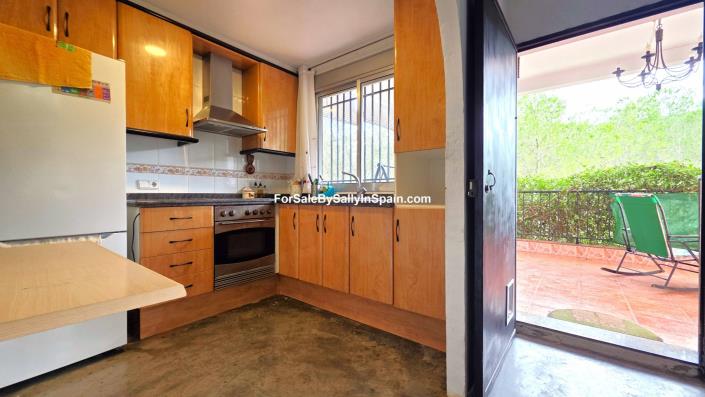 Image No.24-4 Bed Villa / Detached for sale