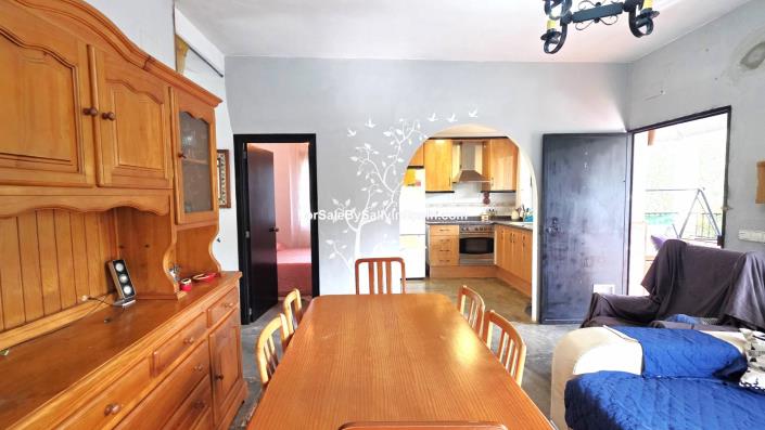 Image No.27-4 Bed Villa / Detached for sale