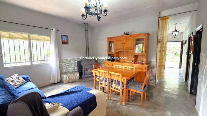 Image No.28-4 Bed Villa / Detached for sale