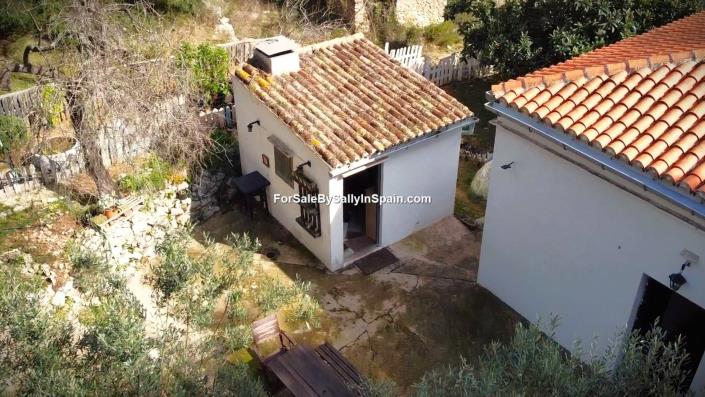 Image No.37-4 Bed Villa / Detached for sale