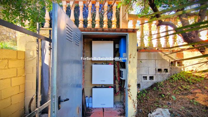 Image No.50-4 Bed Villa / Detached for sale