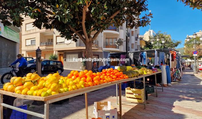 Image No.54-4 Bed Villa / Detached for sale