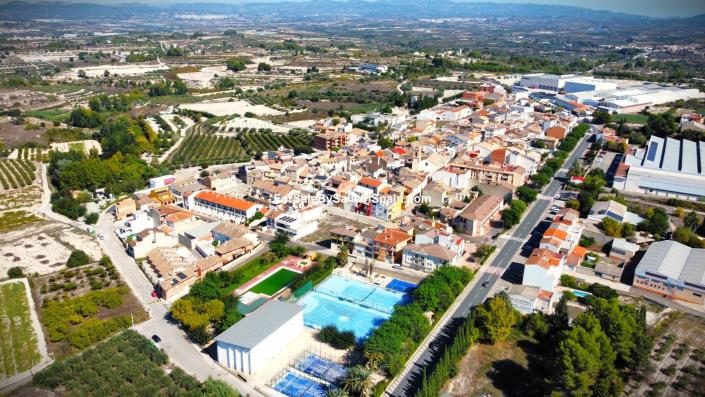 Image No.44-5 Bed Townhouse for sale