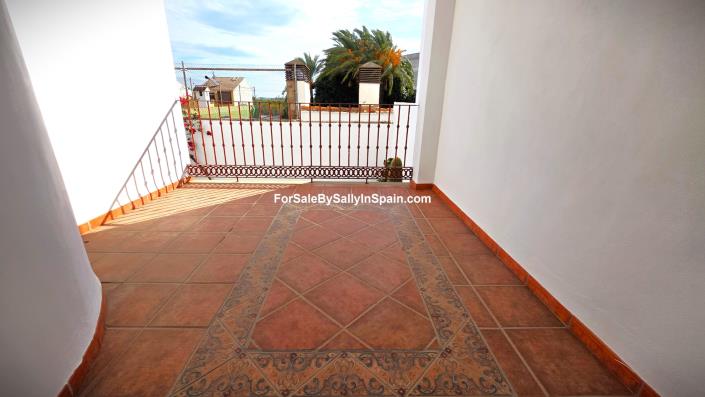 Image No.34-4 Bed Townhouse for sale