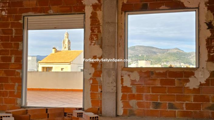 Image No.42-4 Bed Townhouse for sale